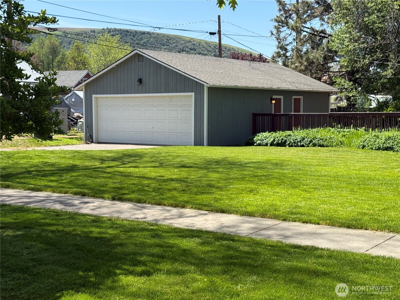 213 N 2nd Street Dayton WA 99328