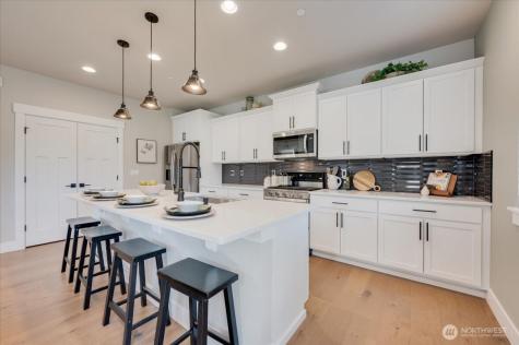 20820 99th Place S Kent WA 98031
