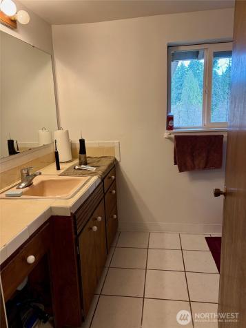 18612 51st Avenue SE Bothell WA 98012