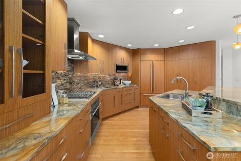 16880 SE 56th Place Bellevue WA 98006
