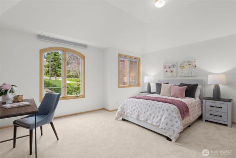 16880 SE 56th Place Bellevue WA 98006