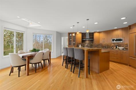 16880 SE 56th Place Bellevue WA 98006