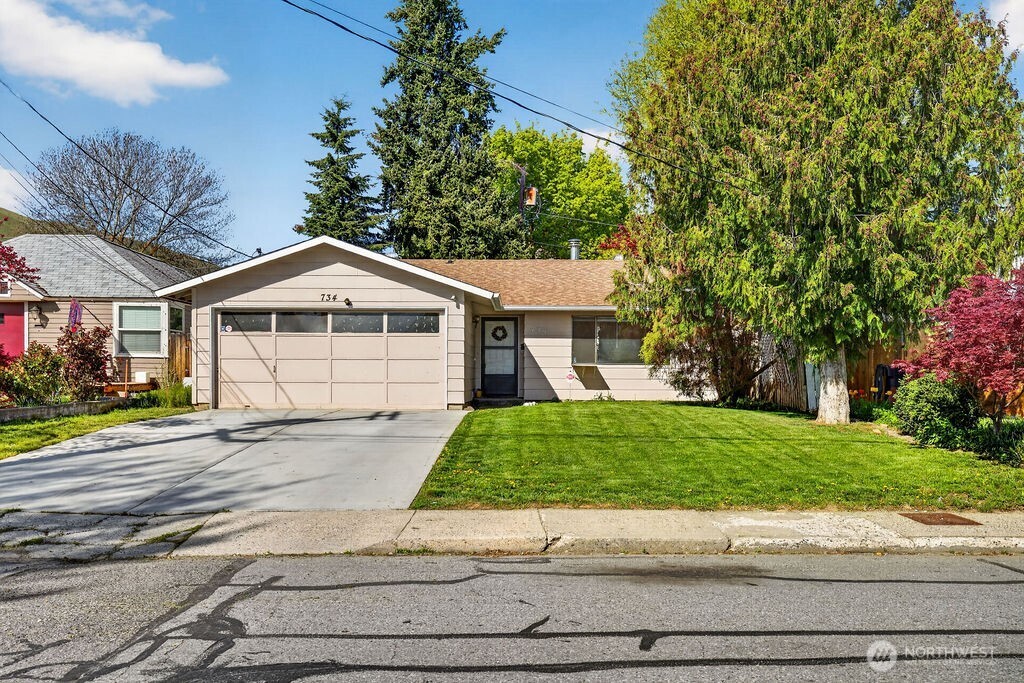734 Saddlerock Drive Wenatchee WA 98801