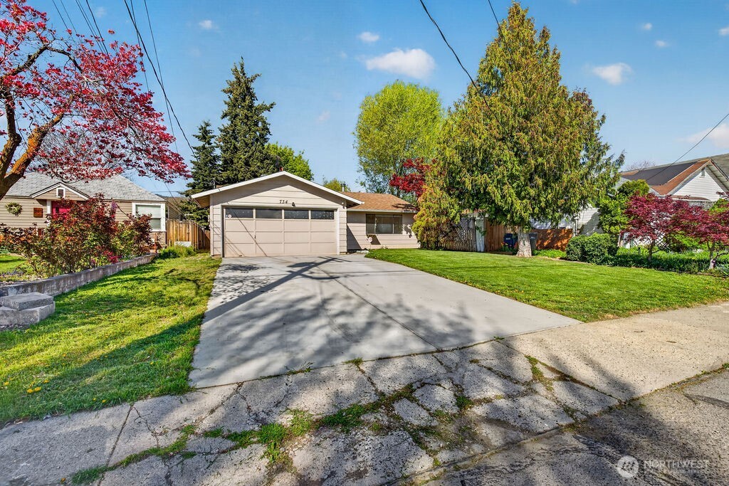 734 Saddlerock Drive Wenatchee WA 98801