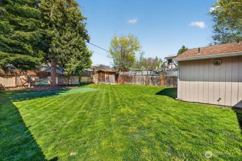 734 Saddlerock Drive Wenatchee WA 98801