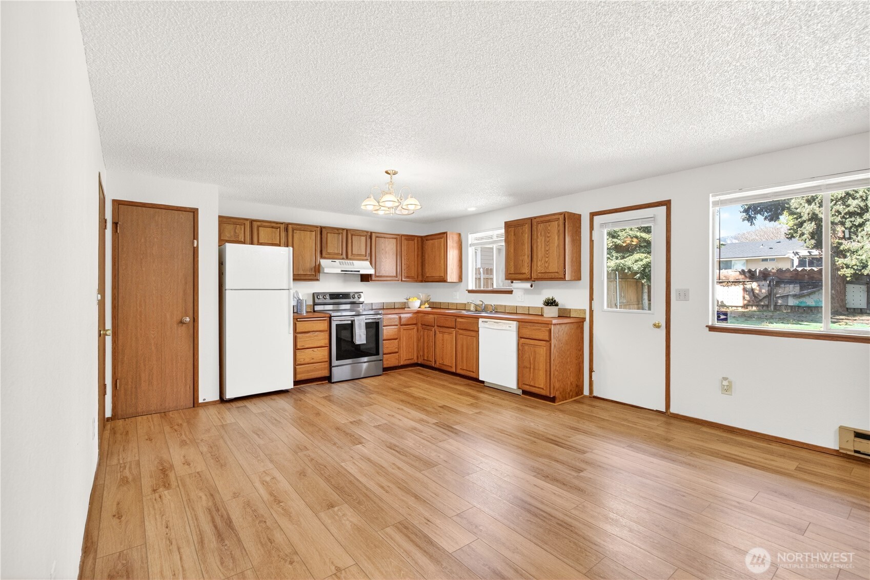 734 Saddlerock Drive Wenatchee WA 98801