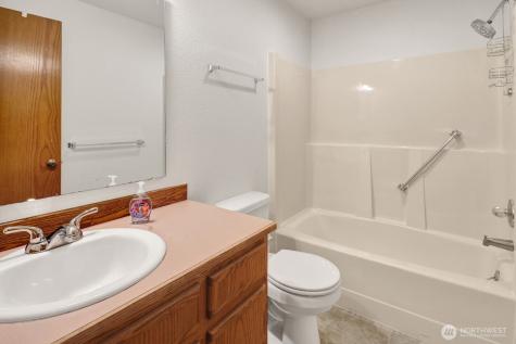 811 Vine Circle Lynden WA 98264