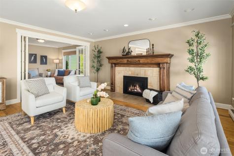 20446 Chautauqua Beach Road SW Vashon WA 98070