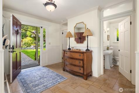 20446 Chautauqua Beach Road SW Vashon WA 98070