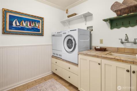 20446 Chautauqua Beach Road SW Vashon WA 98070