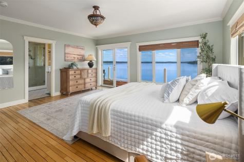 20446 Chautauqua Beach Road SW Vashon WA 98070