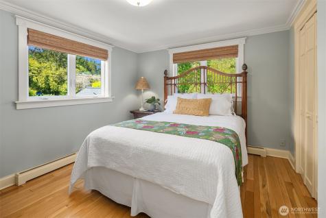 20446 Chautauqua Beach Road SW Vashon WA 98070