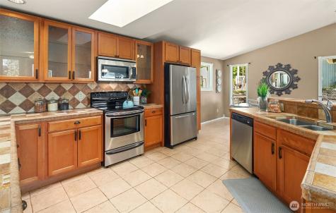 1247 293rd Avenue NE Carnation WA 98014