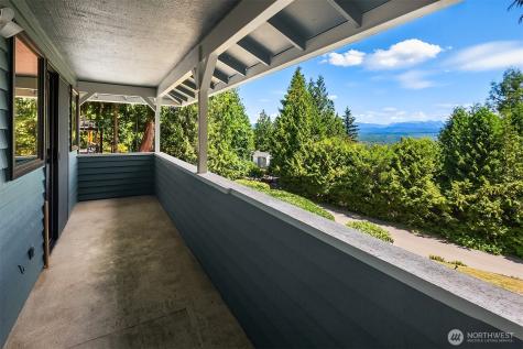 1247 293rd Avenue NE Carnation WA 98014