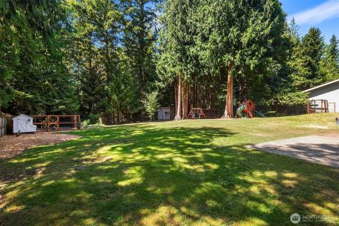 1247 293rd Avenue NE Carnation WA 98014