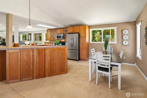 1247 293rd Avenue NE Carnation WA 98014