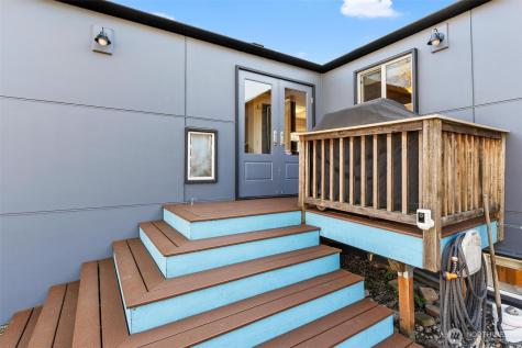 10010 13th Avenue NW Seattle WA 98177