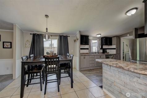 401 Ridgeview Loop Drive Wenatchee WA 98801