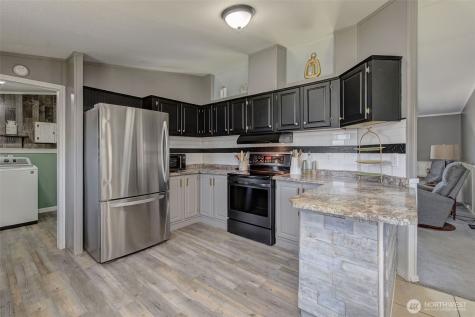 401 Ridgeview Loop Drive Wenatchee WA 98801