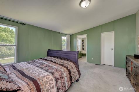 401 Ridgeview Loop Drive Wenatchee WA 98801
