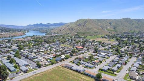 401 Ridgeview Loop Drive Wenatchee WA 98801
