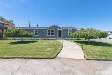 401 Ridgeview Loop Drive Wenatchee WA 98801