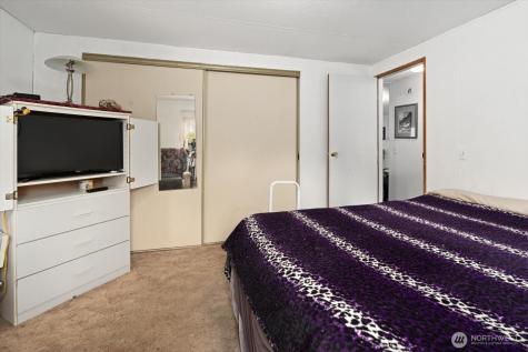 8430 SE 15th Place Lake Stevens WA 98258