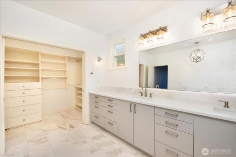 10207 NE 60th Street Kirkland WA 98033