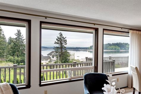 10519 Powell Drive NW Gig Harbor WA 98335