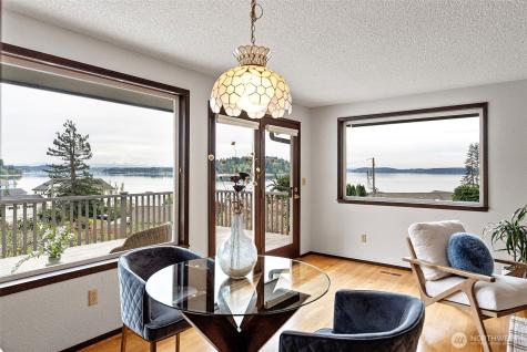 10519 Powell Drive NW Gig Harbor WA 98335