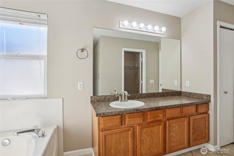 2256 Palisade Boulevard Dupont WA 98327