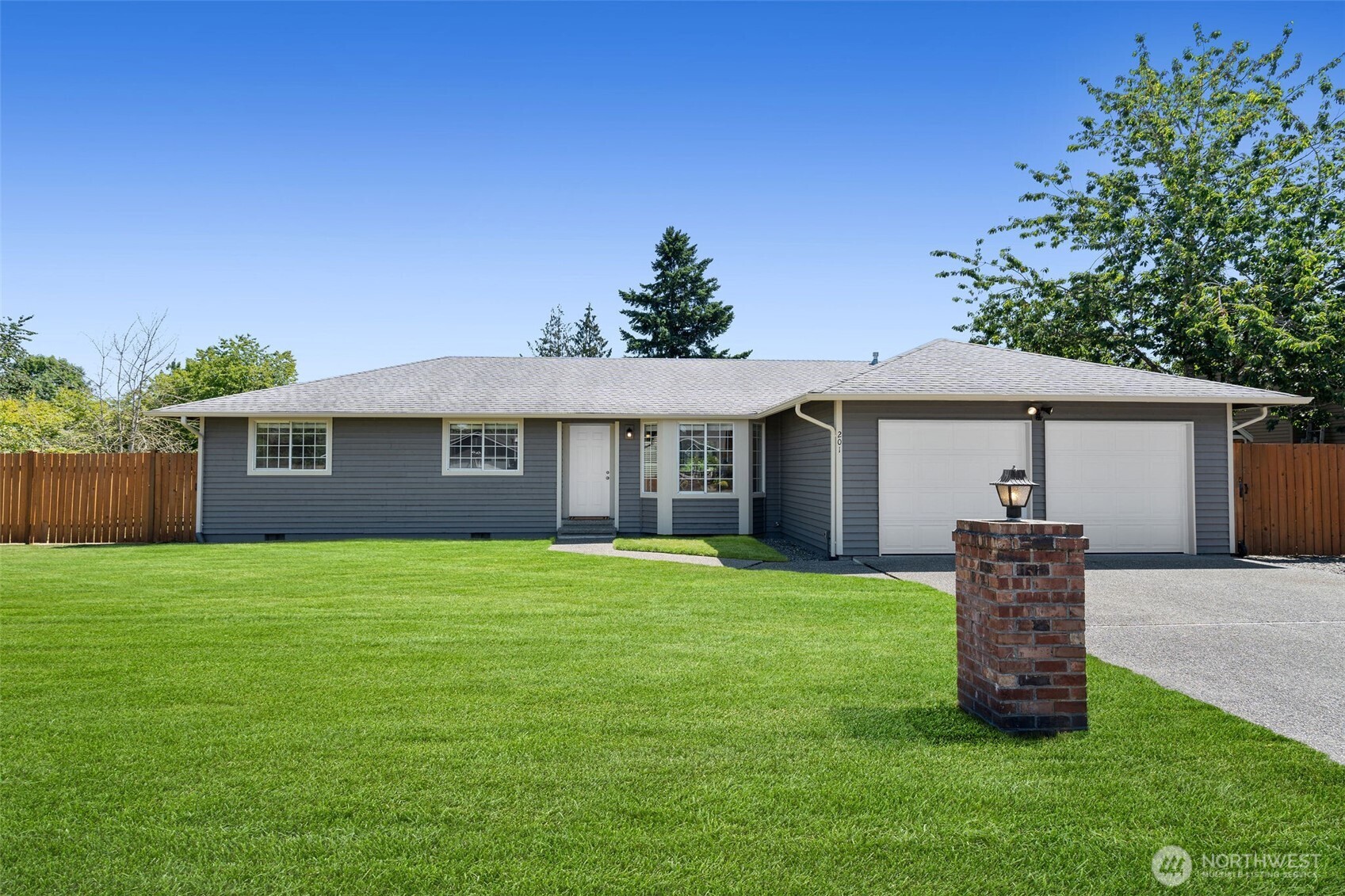 201 Schmid Street Enumclaw WA 98022