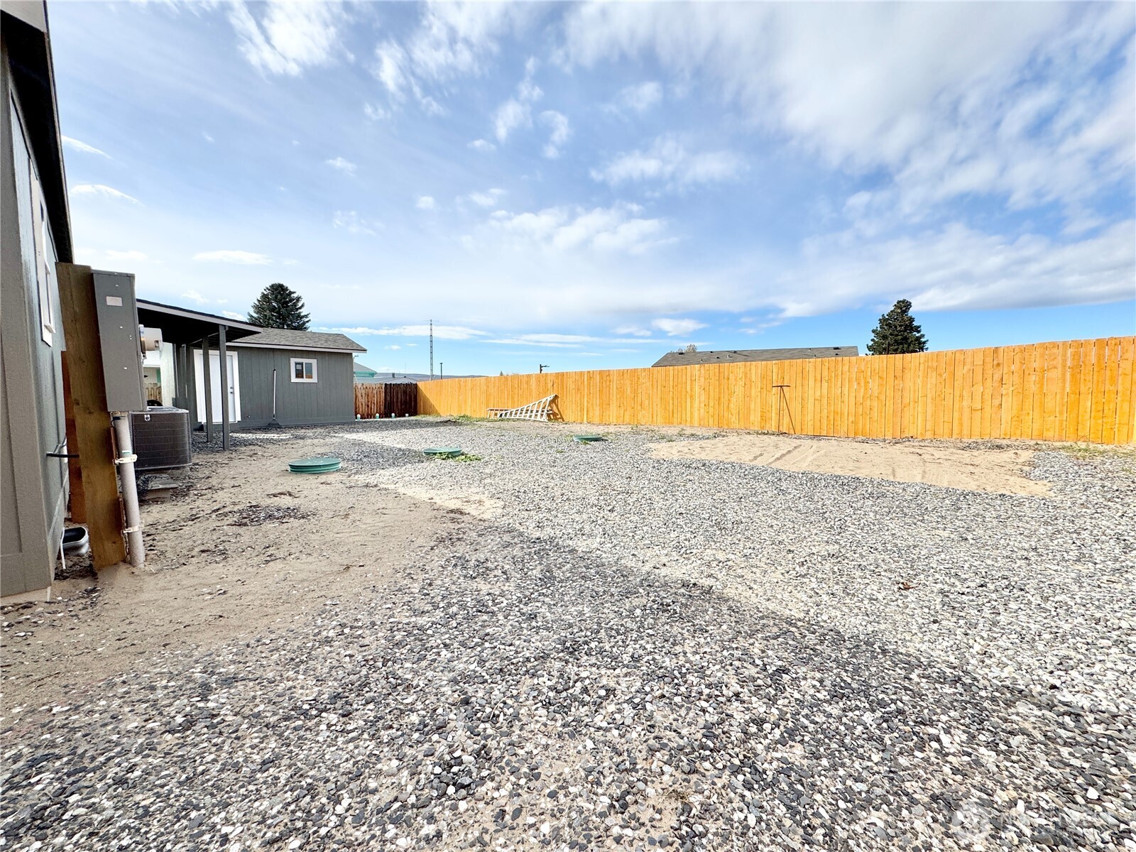 412 SW Thunderbird Way Mattawa WA 99349