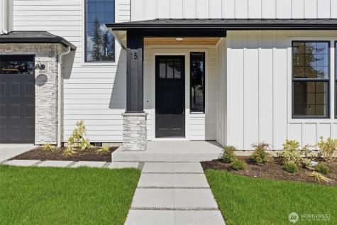 15 213TH Bothell WA 98021