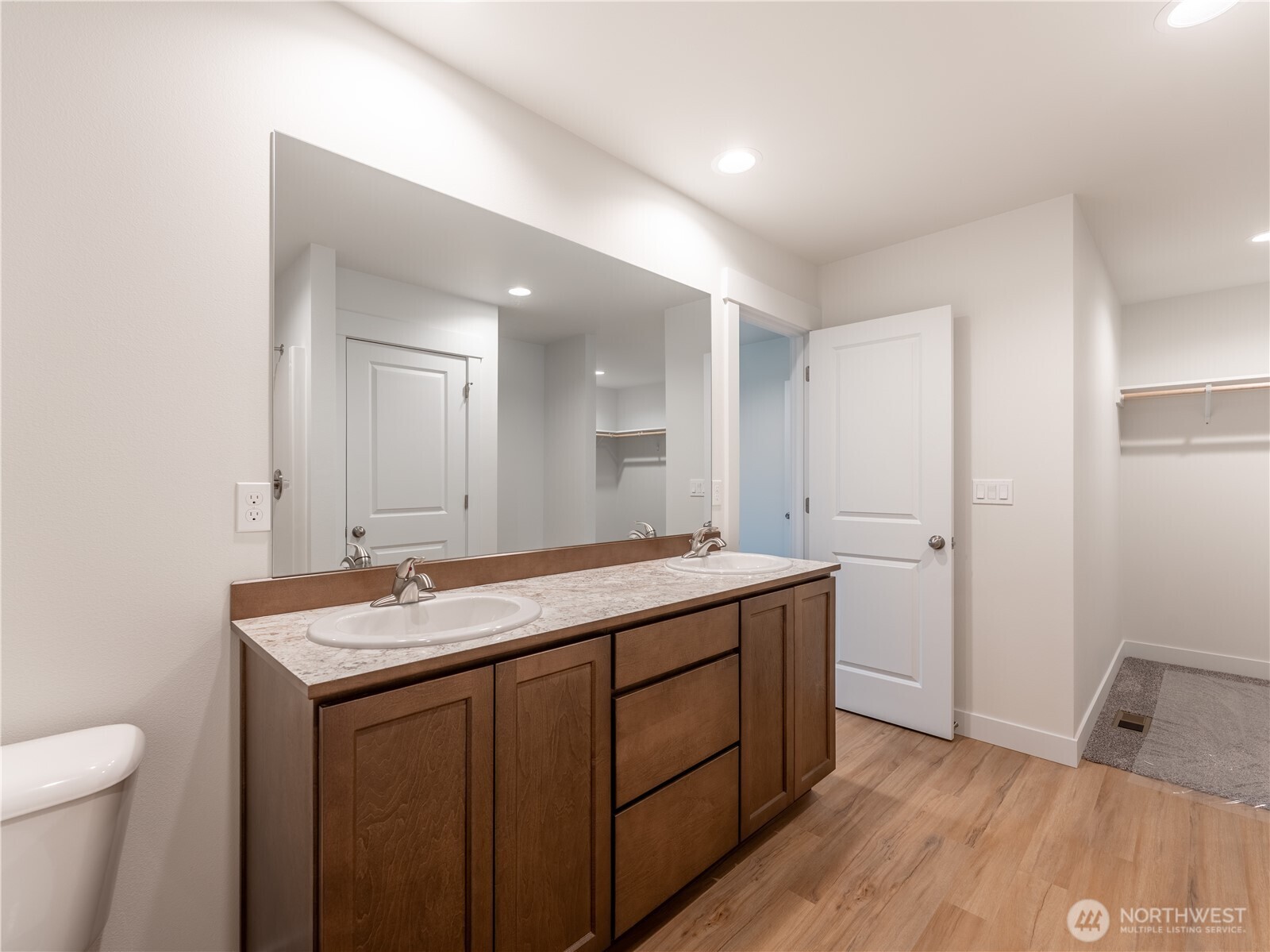 202 Salmon Drive Wenatchee WA 98801