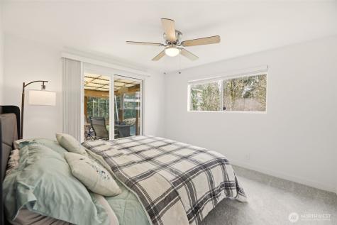 1279 149th Place SE Bellevue WA 98007