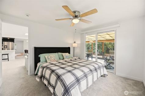 1279 149th Place SE Bellevue WA 98007
