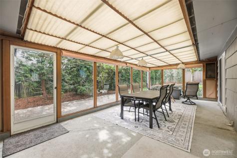 1279 149th Place SE Bellevue WA 98007