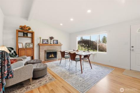 1279 149th Place SE Bellevue WA 98007
