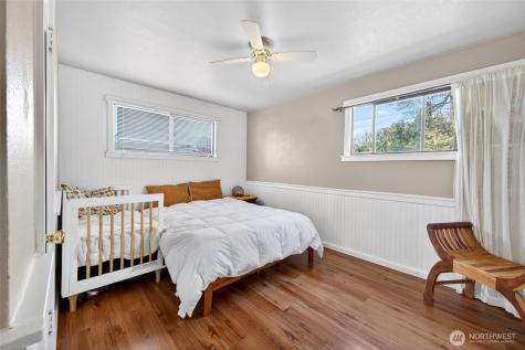 27 Crescent Circle SW Lakewood WA 98499