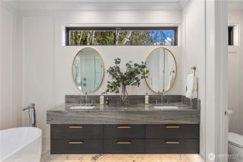 7128 NE 119th Place Kirkland WA 98034