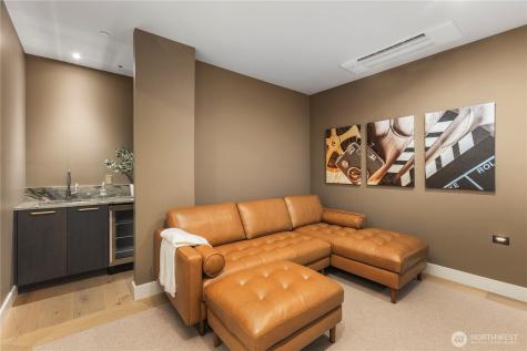 7128 NE 119th Place Kirkland WA 98034