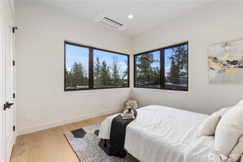 7128 NE 119th Place Kirkland WA 98034