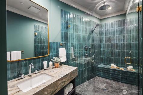 7128 NE 119th Place Kirkland WA 98034