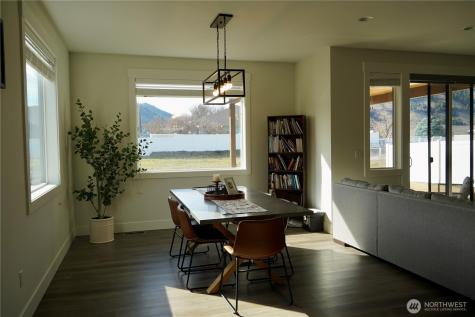 104 Freedom Hills Cashmere WA 98815