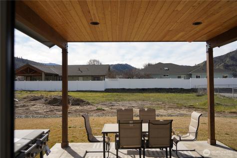 104 Freedom Hills Cashmere WA 98815
