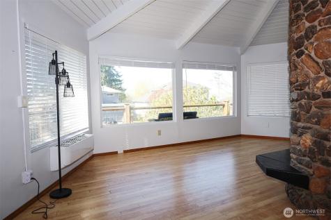 9678 Crest Drive Blaine WA 98230