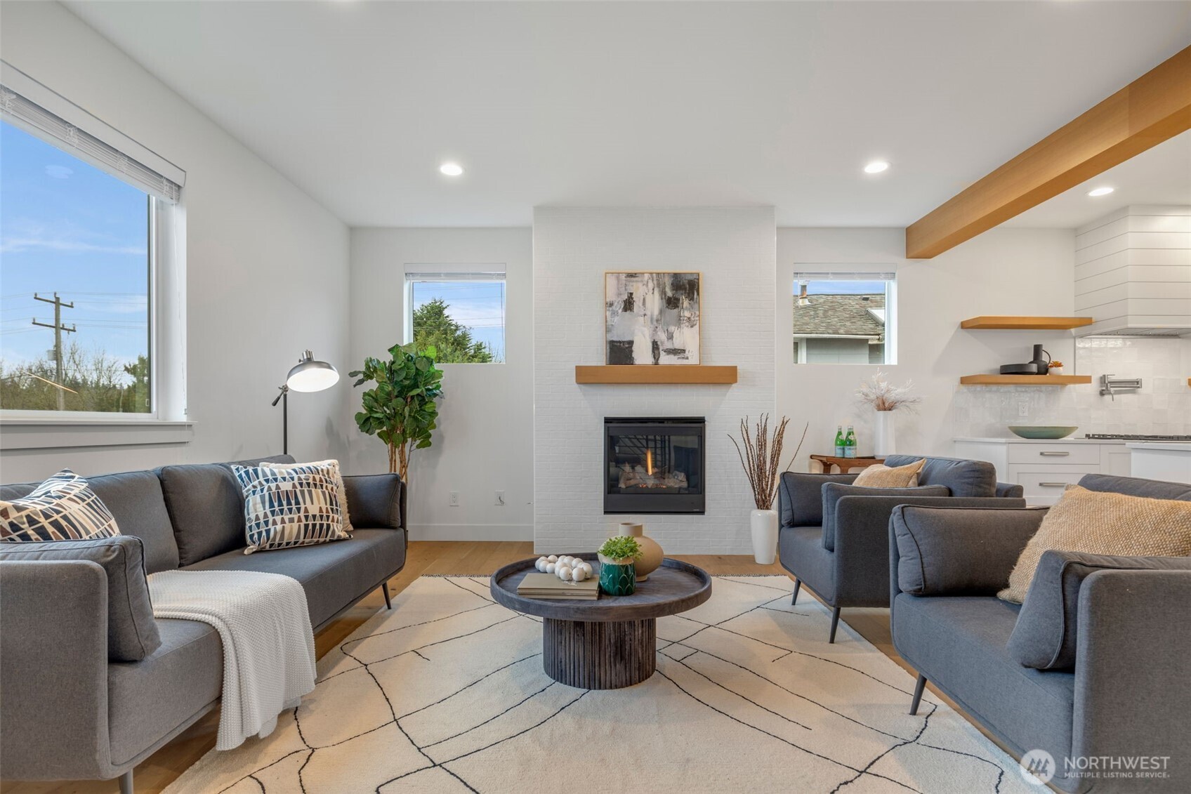 6738 21st Avenue SW Seattle WA 98106