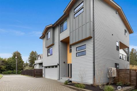 6738 21st Avenue SW Seattle WA 98106