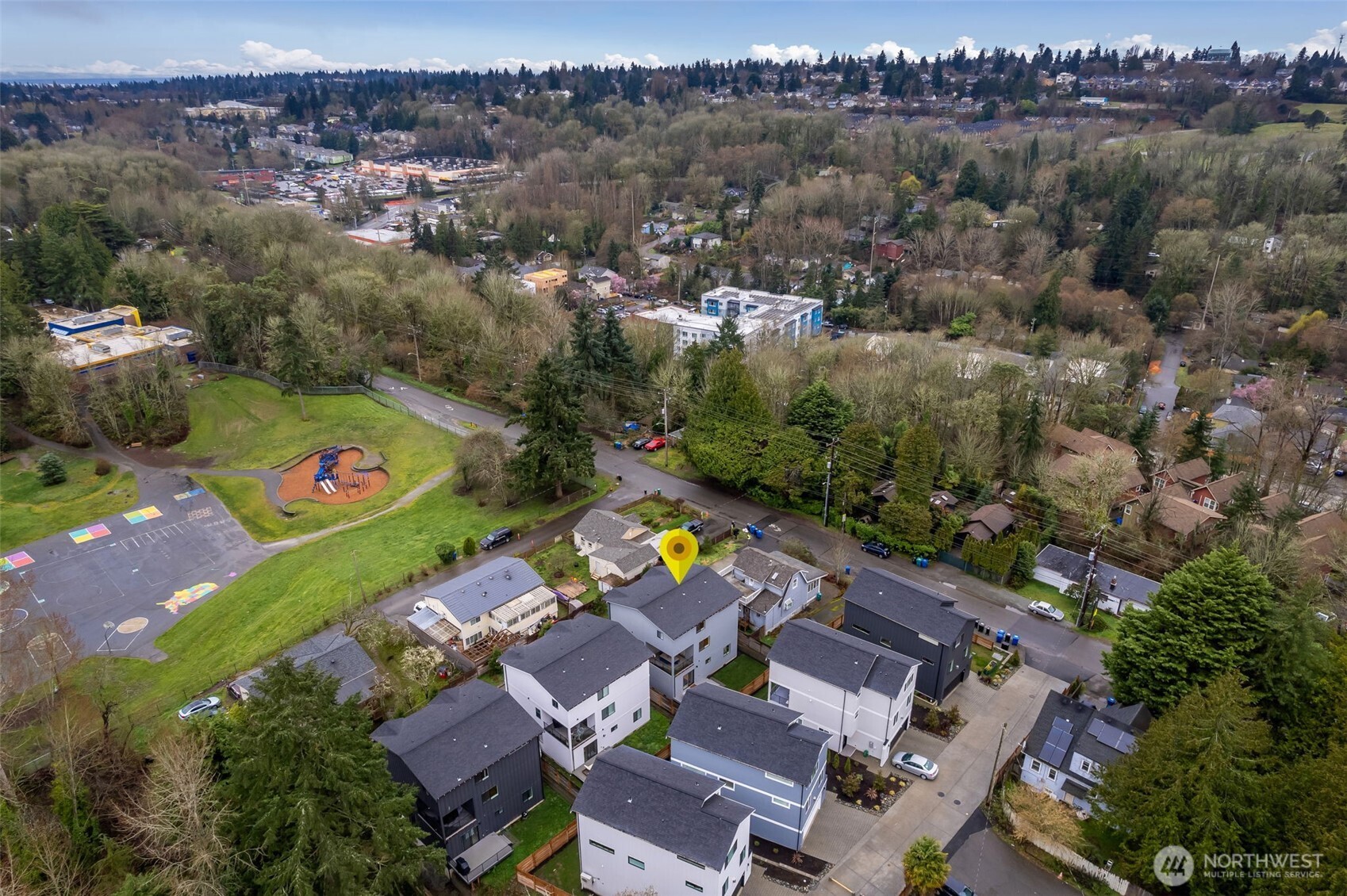 6738 21st Avenue SW Seattle WA 98106
